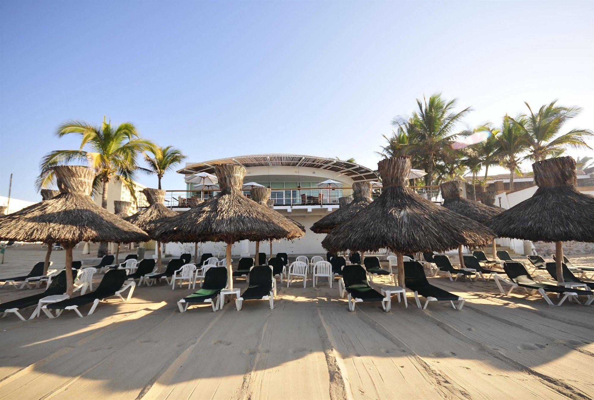 Ocean Breeze Mazatlan Hotel Exterior photo